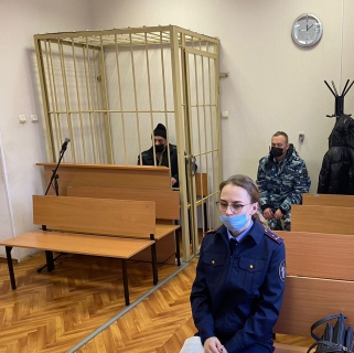 В Вологде суд арестовал подозреваемого в убийстве мужчины в поселке Федотово