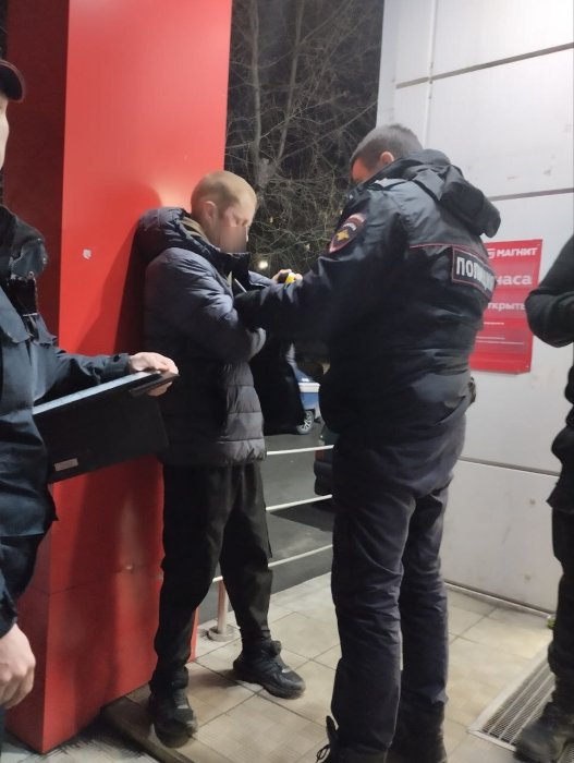 В Череповце: Сотрудники Единой службы охраны предотвратили конфликт в магазине Магнит на улице Остинской