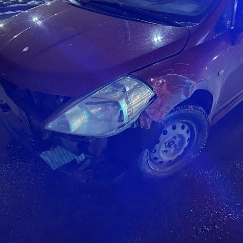 В Череповце юный угонщик повредил чужие машины и спровоцировал погоню ДПС